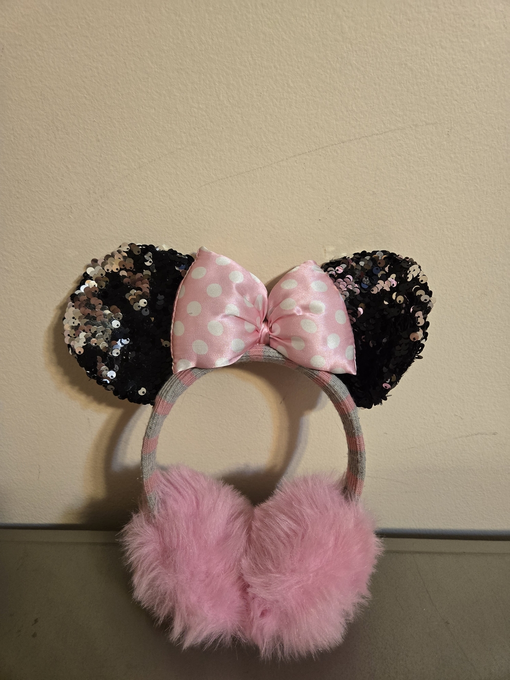 Disney Minnie Mouse Sequin Earmuffs – Pink & Black (One Size / Kids)